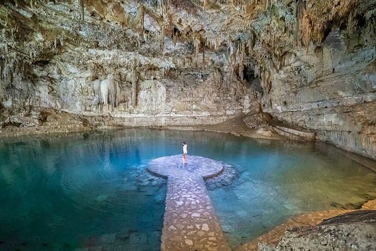 cenote suytun 2